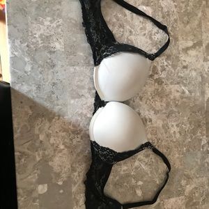 Victoria’s Secret White and black bra -34C